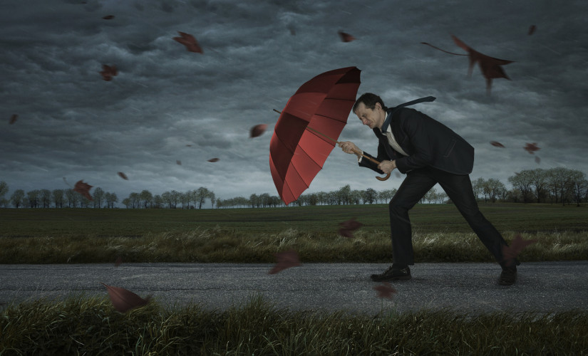 Investors braced for economic headwinds